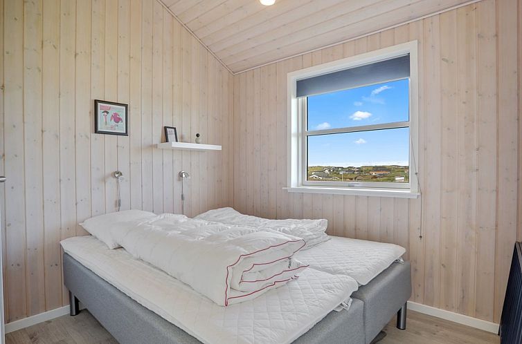 Vakantiehuis "Anthea" - 450m from the sea