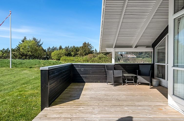 Vakantiehuis "Eddi" - 550m from the sea