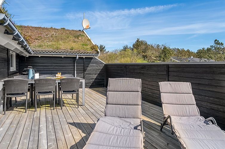 Vakantiehuis "Eddi" - 550m from the sea