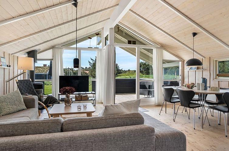 Vakantiehuis "Eddi" - 550m from the sea