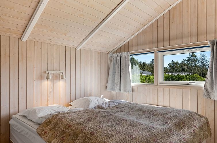 Vakantiehuis "Eddi" - 550m from the sea