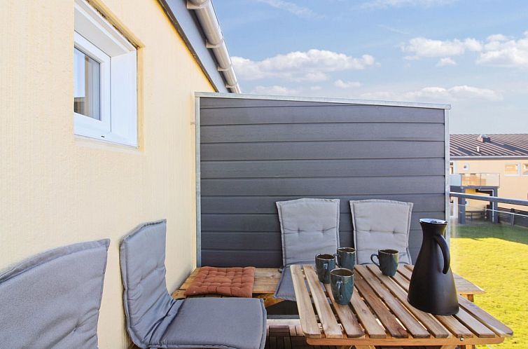 Appartement "Eydis" - 150m from the sea