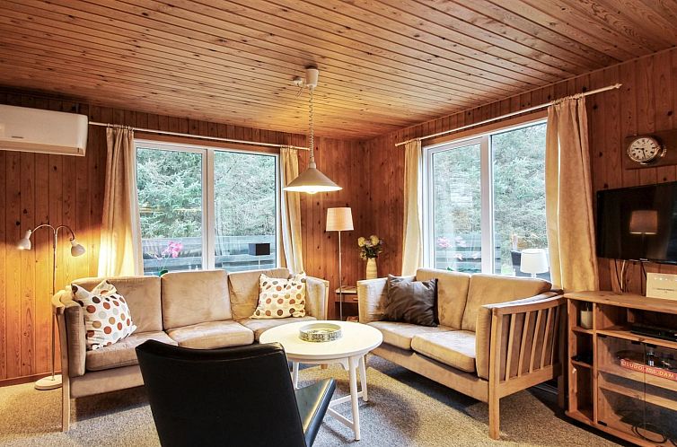 Vakantiehuis "Arie" - 500m from the sea