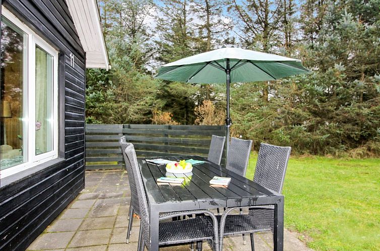 Vakantiehuis "Arie" - 500m from the sea