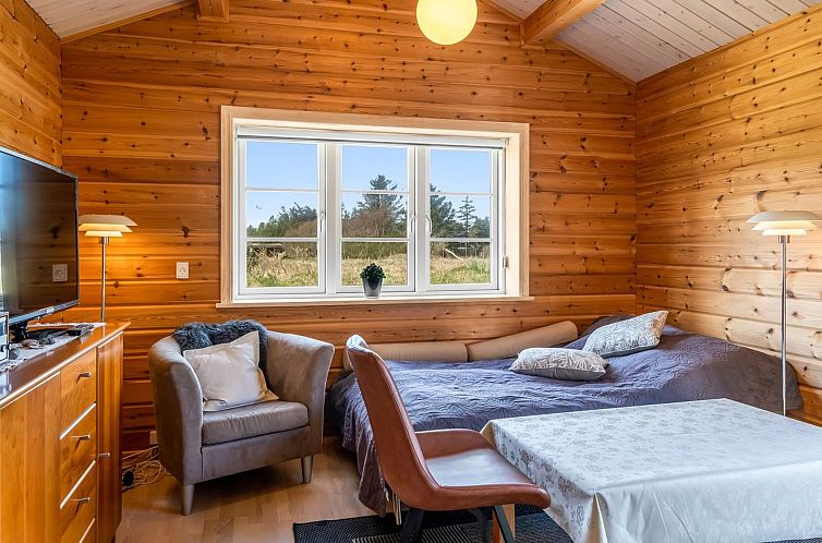 Vakantiehuis "Mathy" - 900m from the sea
