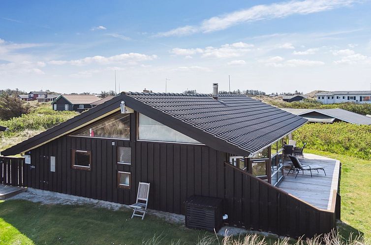 Vakantiehuis "Danica" - 175m from the sea