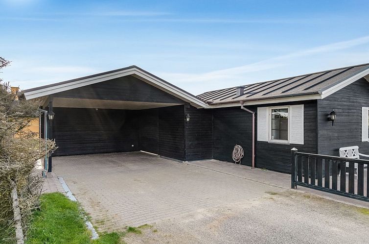 Vakantiehuis "Fotij" - 120m from the sea