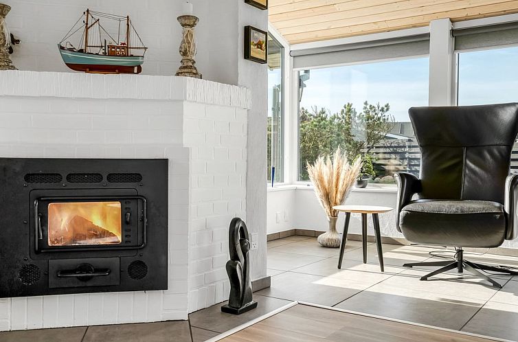 Vakantiehuis "Fotij" - 120m from the sea