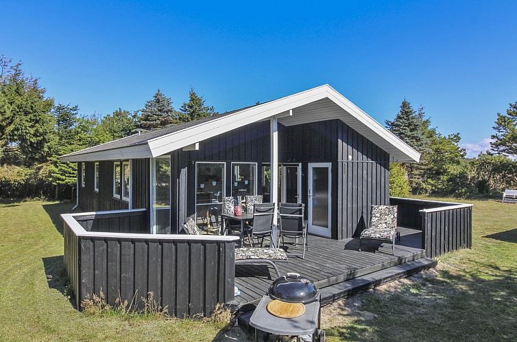 Vakantiehuis "Birgid" - 900m from the sea