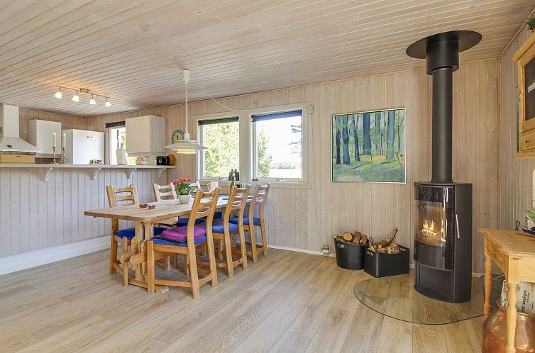 Vakantiehuis "Birgid" - 900m from the sea