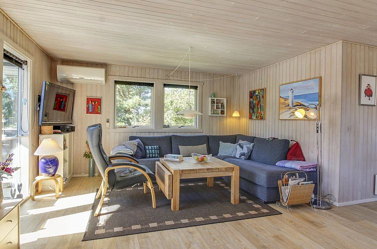 Vakantiehuis "Birgid" - 900m from the sea