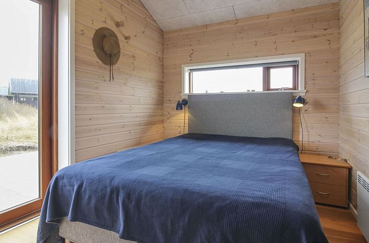 Vakantiehuis "Tuire" - 250m from the sea