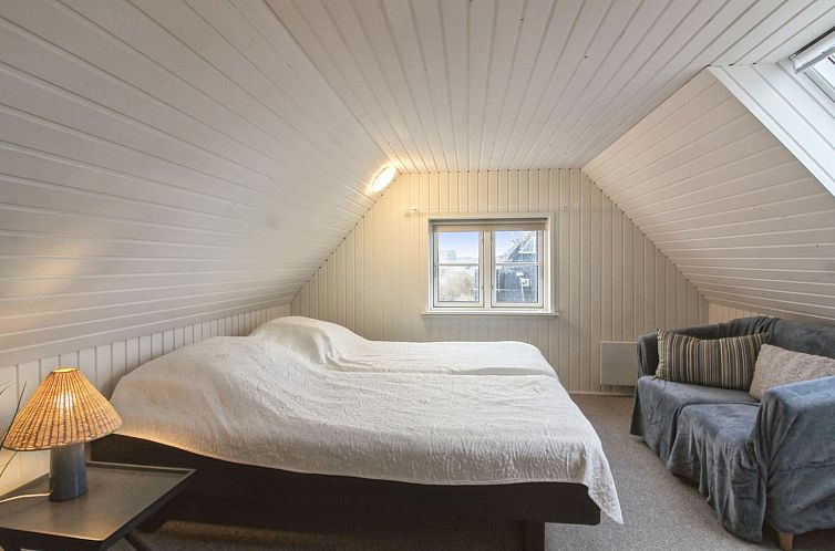 Vakantiehuis "Pelagija" - 900m from the sea