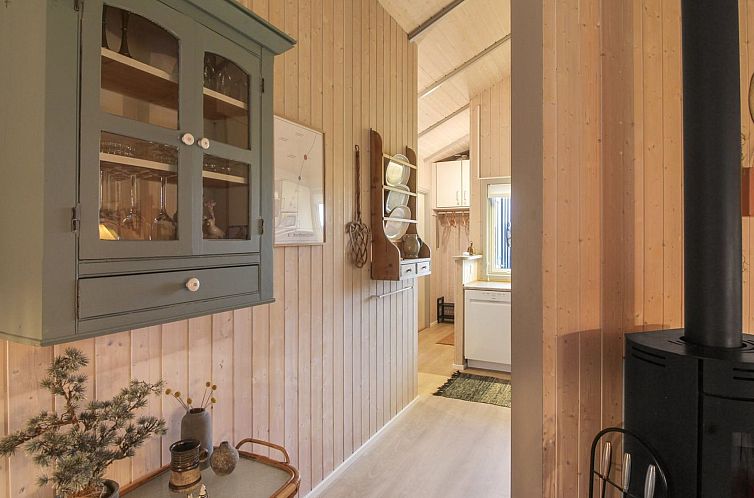 Vakantiehuis "Lovisa" - 500m from the sea