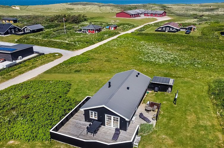 Vakantiehuis "Sanni" - 225m from the sea