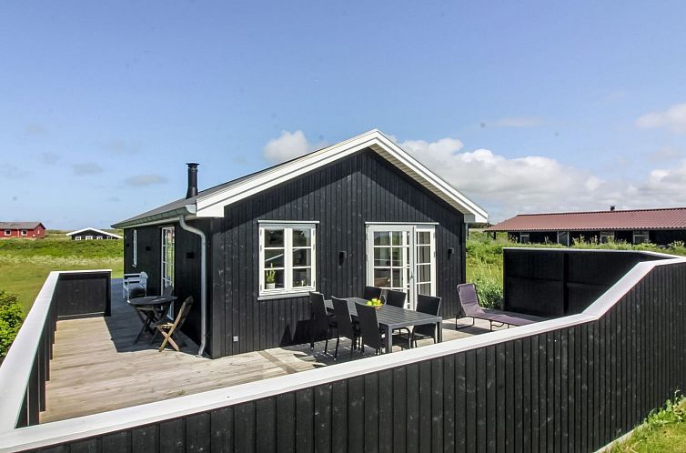 Vakantiehuis "Sanni" - 225m from the sea