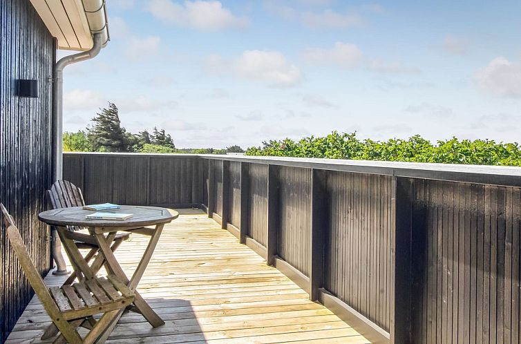 Vakantiehuis "Sanni" - 225m from the sea