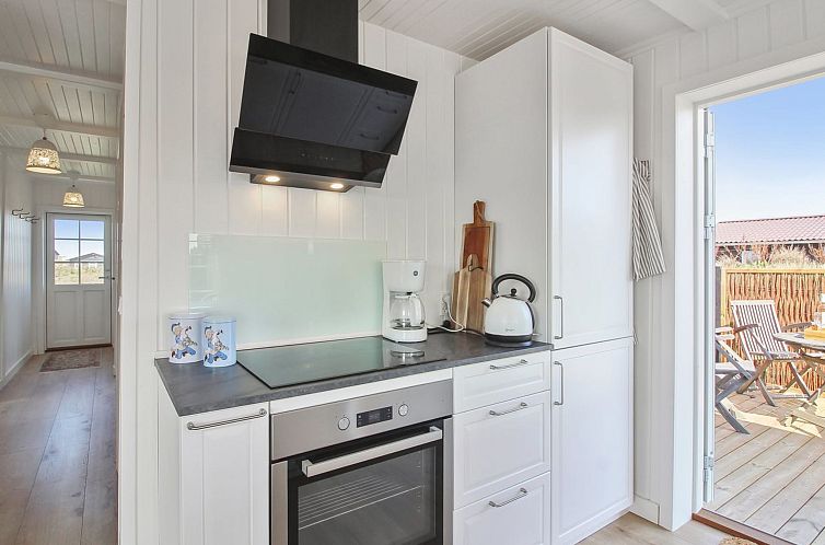 Vakantiehuis "Sanni" - 225m from the sea