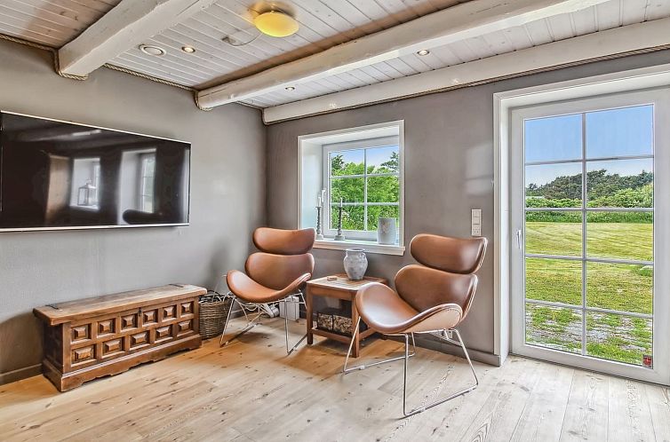 Vakantiehuis "Sanni" - 225m from the sea