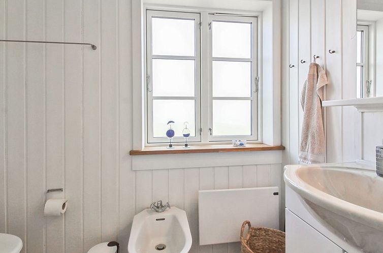 Vakantiehuis "Sanni" - 225m from the sea