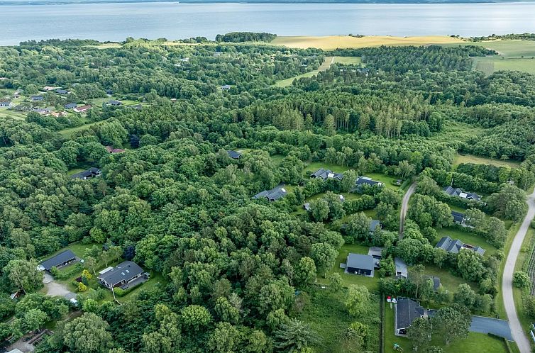 Vakantiehuis "Scalli" - 1.5km to the fjord