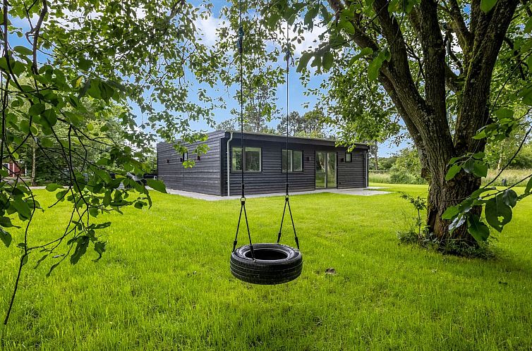 Vakantiehuis "Scalli" - 1.5km to the fjord