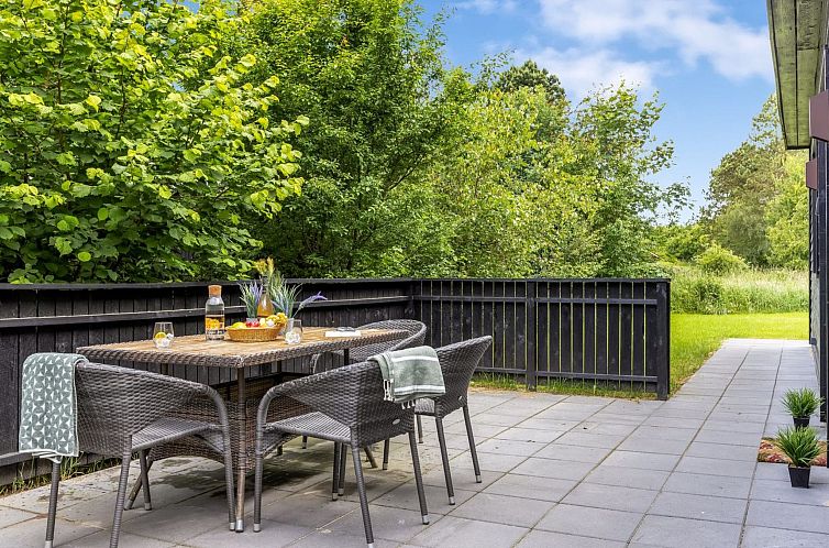 Vakantiehuis "Scalli" - 1.5km to the fjord