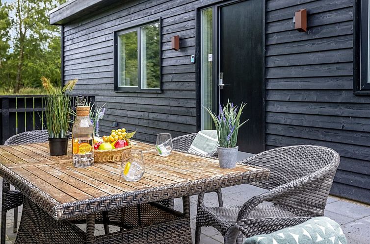 Vakantiehuis "Scalli" - 1.5km to the fjord