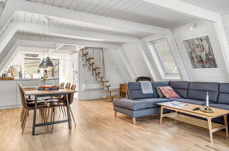 Appartement "Kauno" - 16km to the fjord