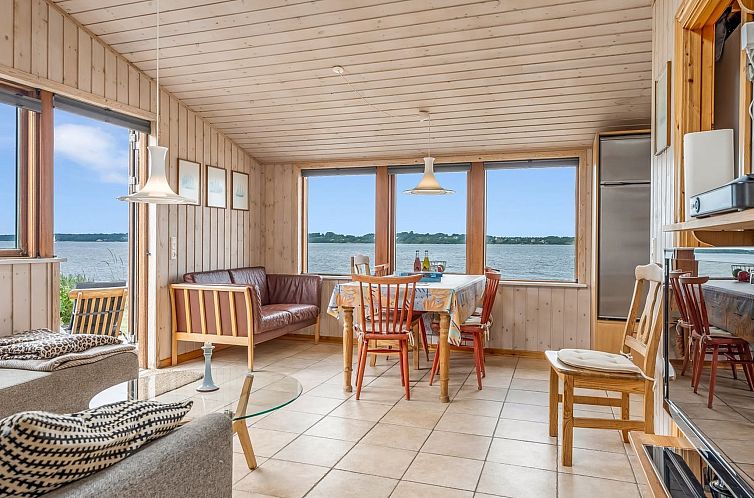 Vakantiehuis "Star" - 200m to the fjord