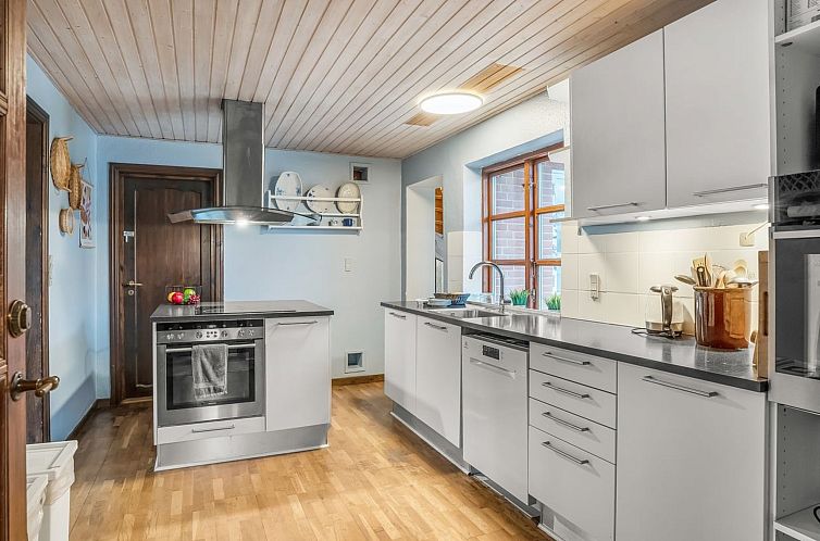 Vakantiehuis "Eireen" - 600m to the fjord