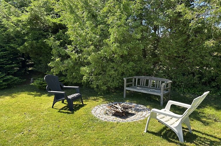 Vakantiehuis "Henne" -  from the sea