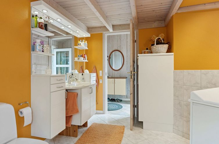 Vakantiehuis "Henne" -  from the sea