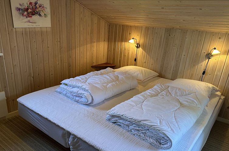 Vakantiehuis "Henne" -  from the sea