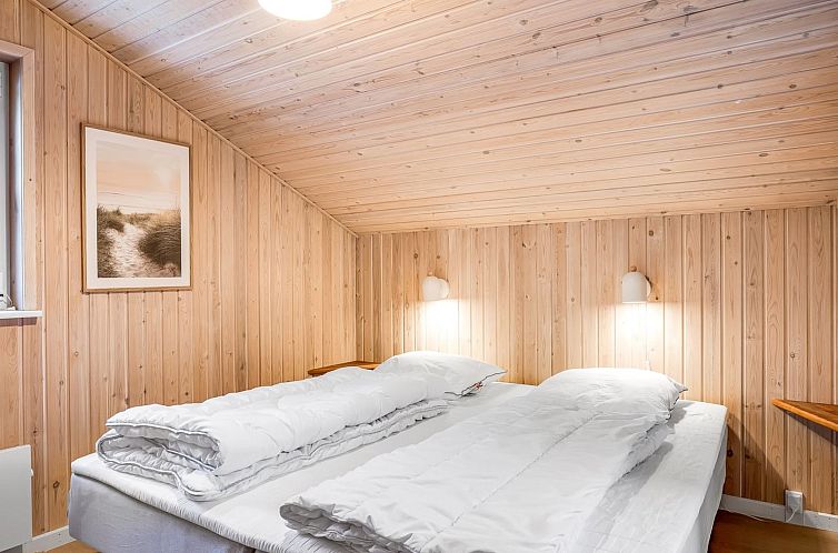 Vakantiehuis "Henne" -  from the sea