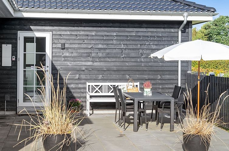 Vakantiehuis "Thala" - 500m from the sea