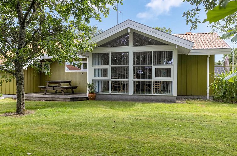 Vakantiehuis "Maira" -  from the sea