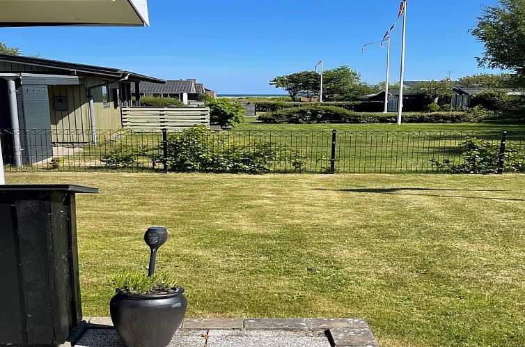 Vakantiehuis "Rikkart" -  from the sea