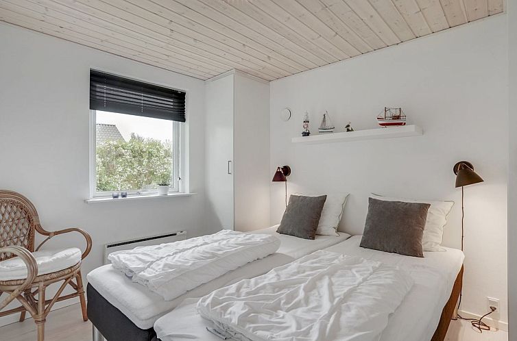 Vakantiehuis "Kerttuli" - 800m from the sea