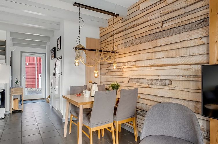 Vakantiehuis "Unto" - 100m from the sea