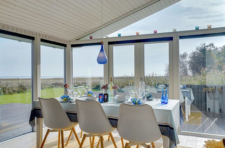 Vakantiehuis "Gisa" -  from the sea