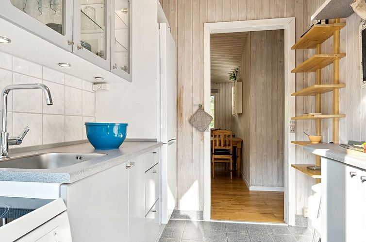 Vakantiehuis "Arwin" - 200m from the sea