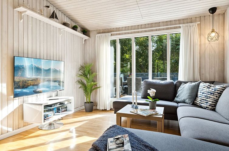 Vakantiehuis "Arwin" - 200m from the sea