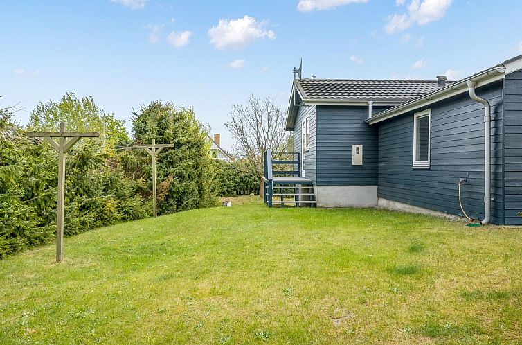 Vakantiehuis "Shaya" - 340m from the sea