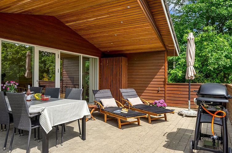 Vakantiehuis "Mauri" -  from the sea