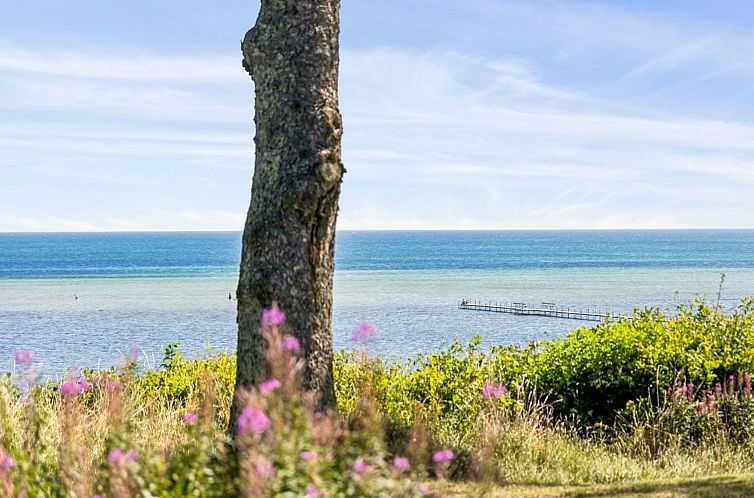 Vakantiehuis "Wrage" -  from the sea