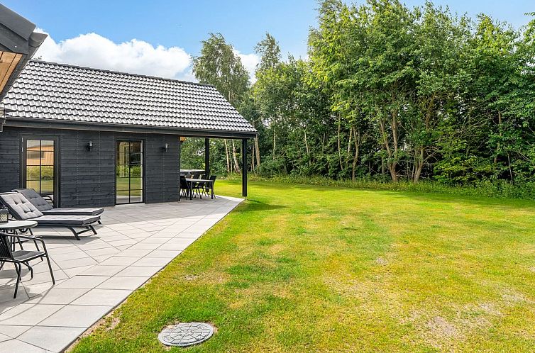 Vakantiehuis "Osa" -  from the sea