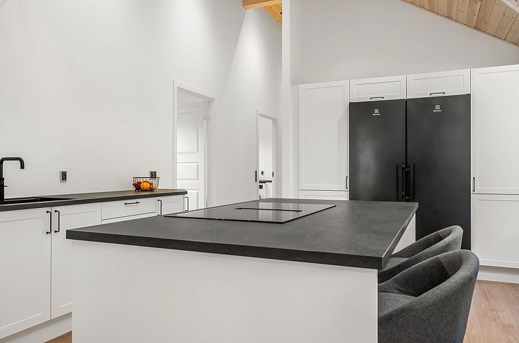 Vakantiehuis "Osa" -  from the sea