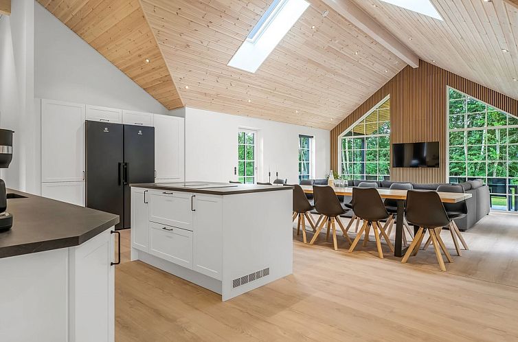 Vakantiehuis "Osa" -  from the sea