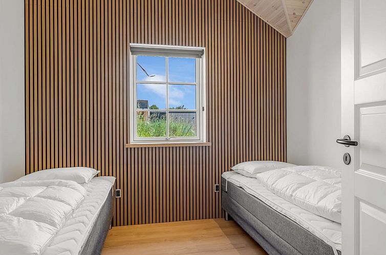 Vakantiehuis "Osa" -  from the sea